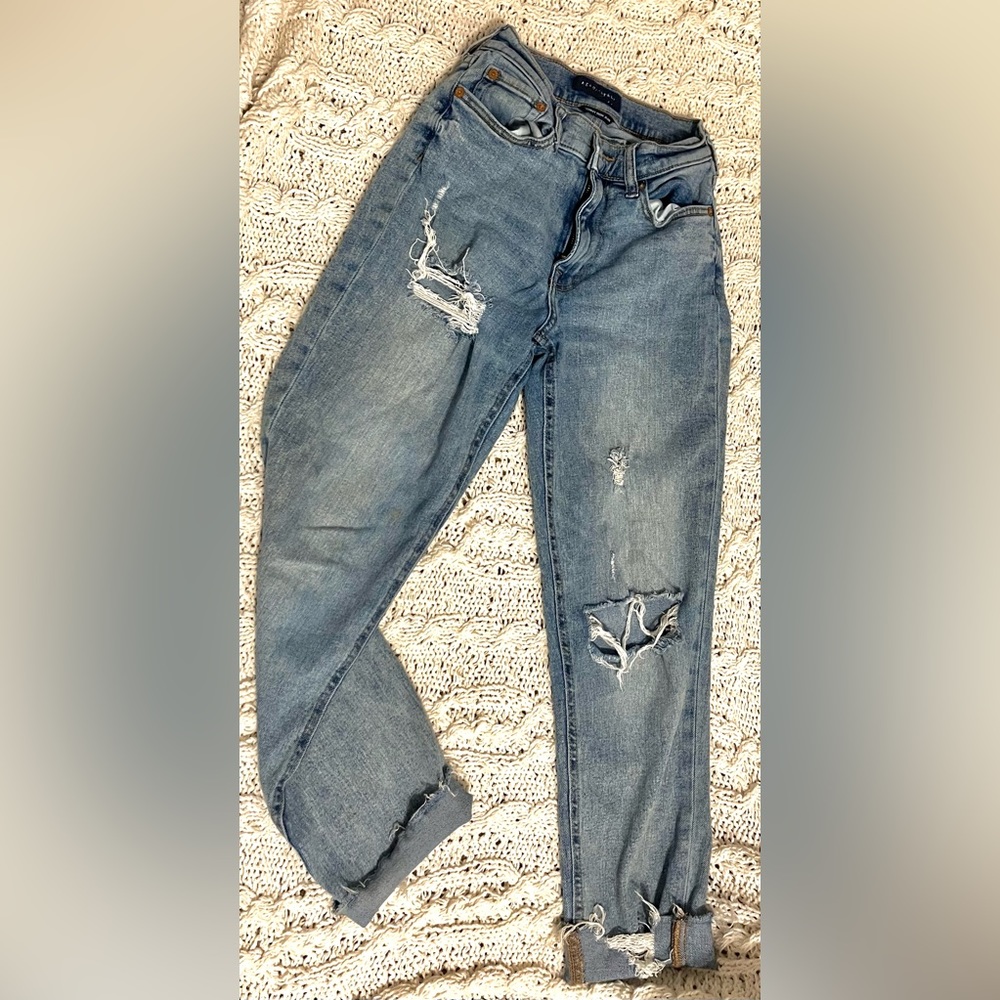 aeropostale curvy mom jeans!!!